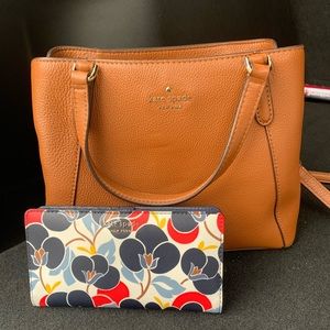 Kate Spade Crossbody & Wallet Set ♠️